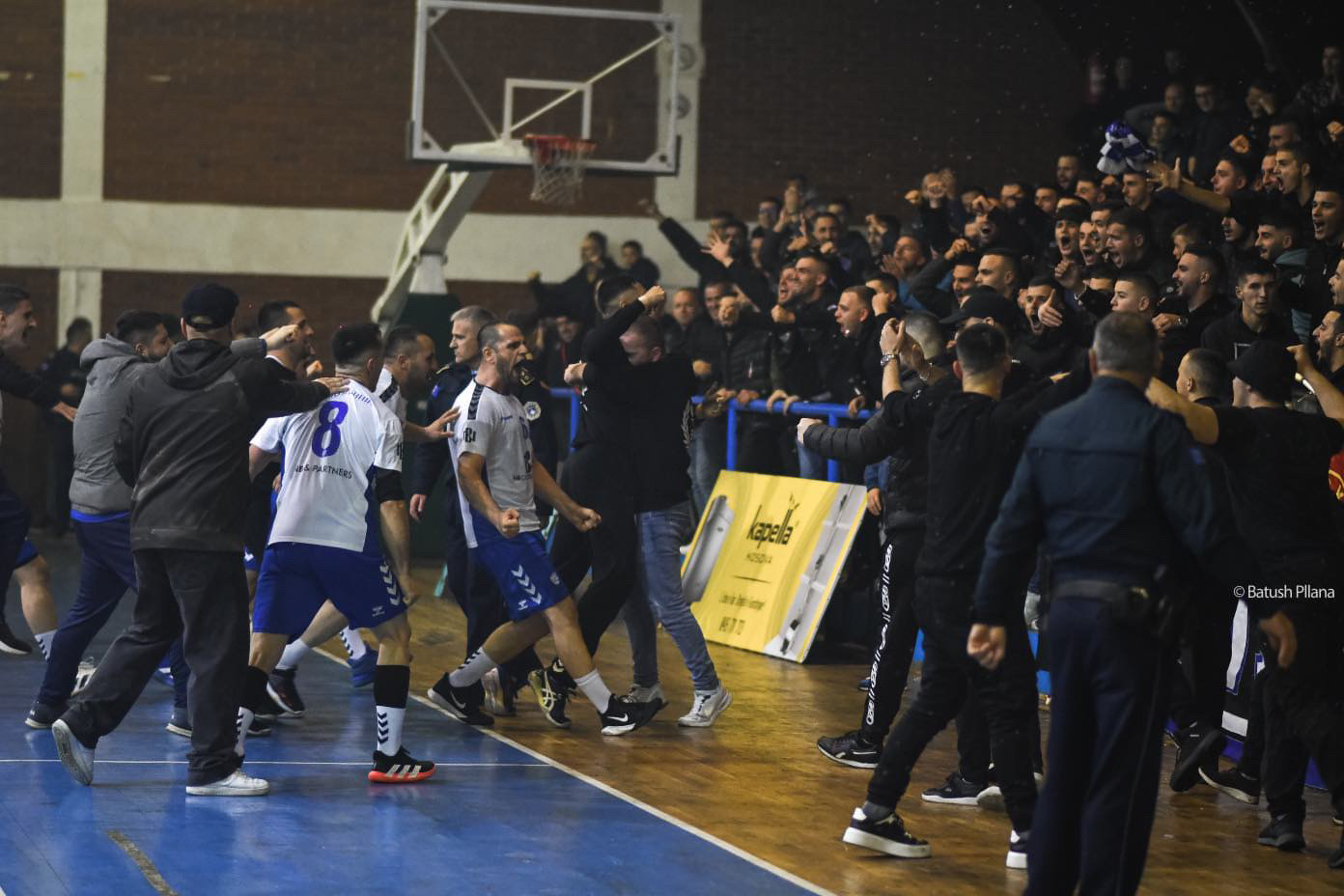 Lojtarët e KH Vushtrria